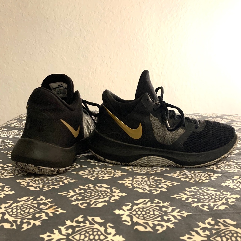 Nike blk air precision II men’s 7